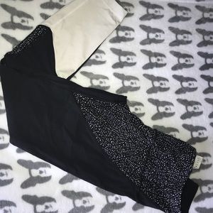 Lululemon size 4 leggings like new